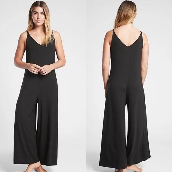 ATHLETA Wind Down Sleep V Neck Romper Size M Black Waffle Knit Lounge Cozycore - Picture 1 of 11